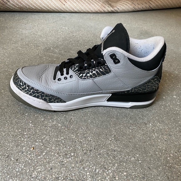 Nike Air Jordan 3 Retro Wolf Grey - Picture 7 of 9
